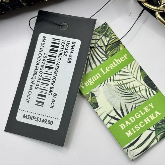 Badgley mischka Elegant Black and Gold Tweed Bag - Picture 7 of 7